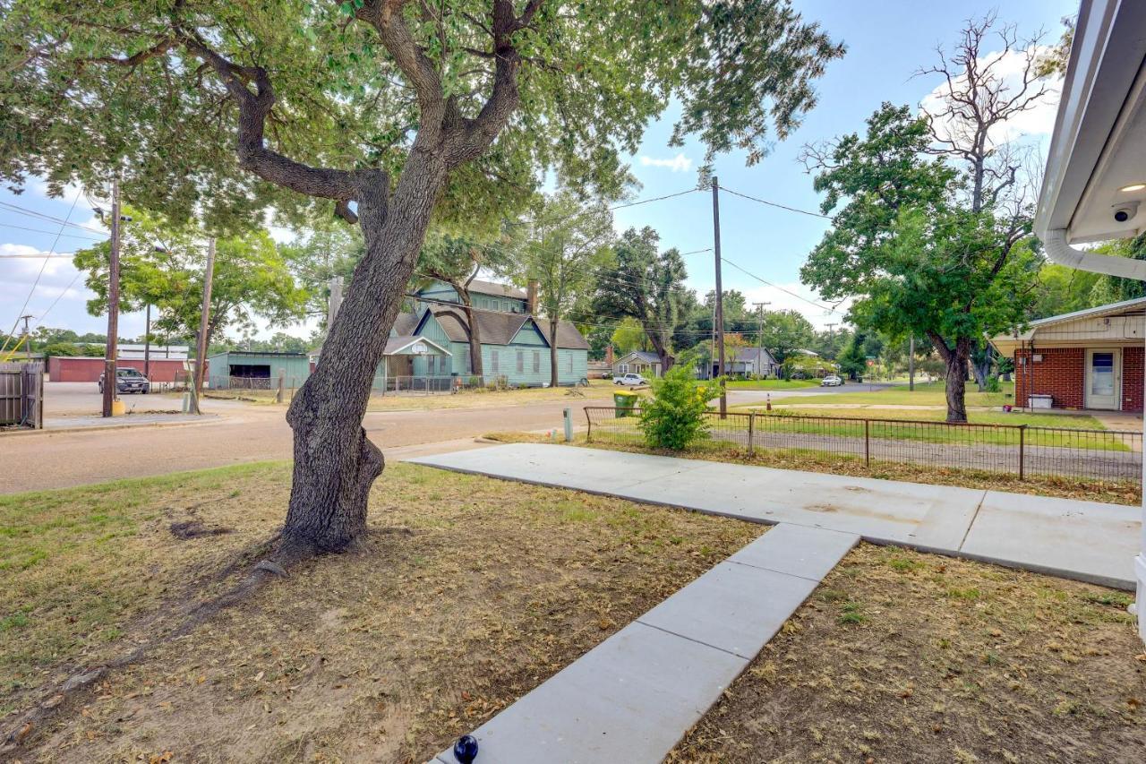 Sunny Hearne Home Near Universities! Exterior photo